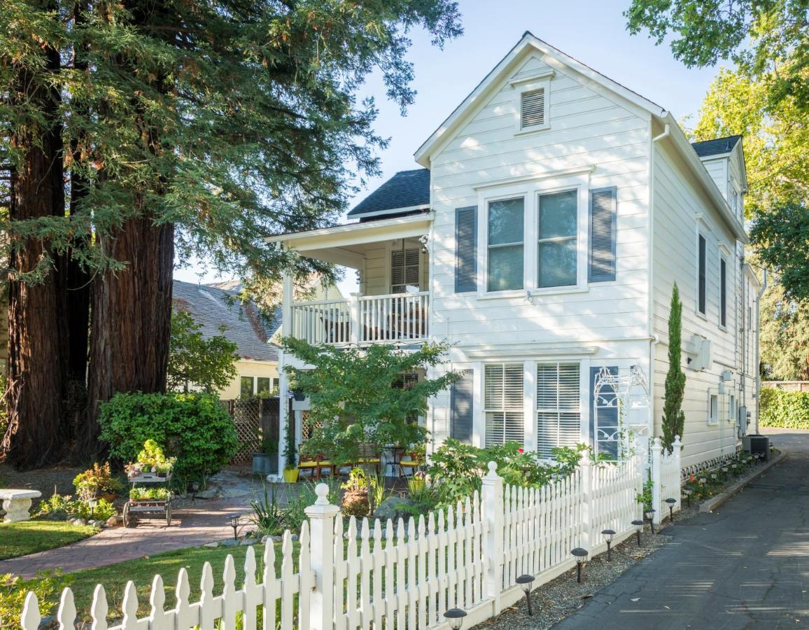 Inn St Helena เซนต์เฮเลนา ภายนอก รูปภาพ